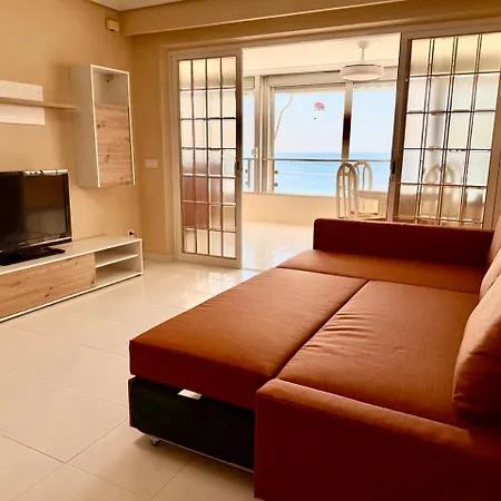 Appartamento Beachfront For 6, 3 Bathrooms, Levante *