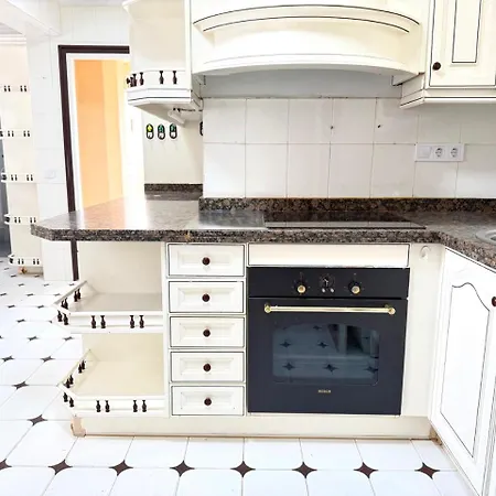 Beachfront For 6, 3 Bathrooms, Levante