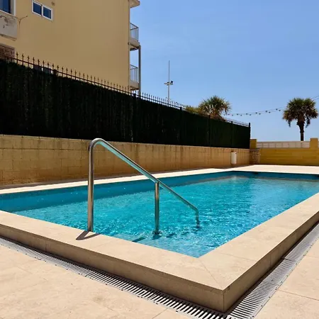 Apartment Beachfront For 6, 3 Bathrooms, Levante Benidorm