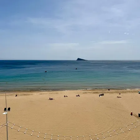 Apartament Beachfront For 6, 3 Bathrooms, Levante
