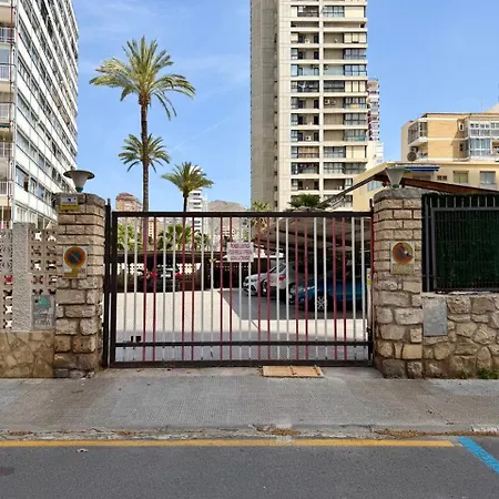 Beachfront For 6, 3 Bathrooms, Levante Apartament *