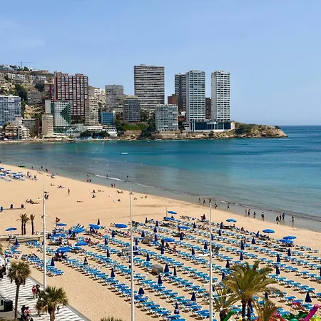 Beachfront For 6, 3 Bathrooms, Levante Benidorm